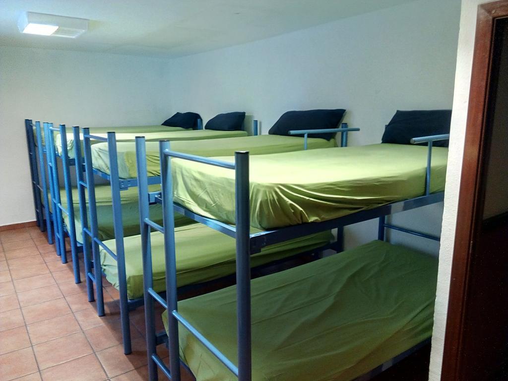 Albergue De Canfranc Estacion Номер фото
