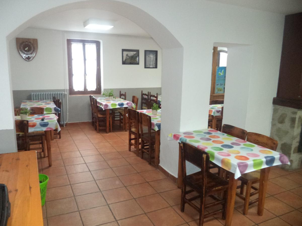 Albergue De Canfranc Estacion Экстерьер фото